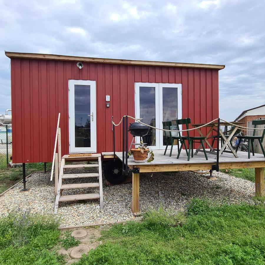 Tiny House Villa Neusiedl an der Zaya Luaran gambar